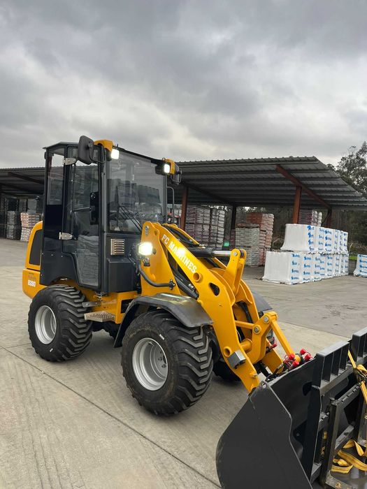 Pá carregadora Kubota h280 1m3