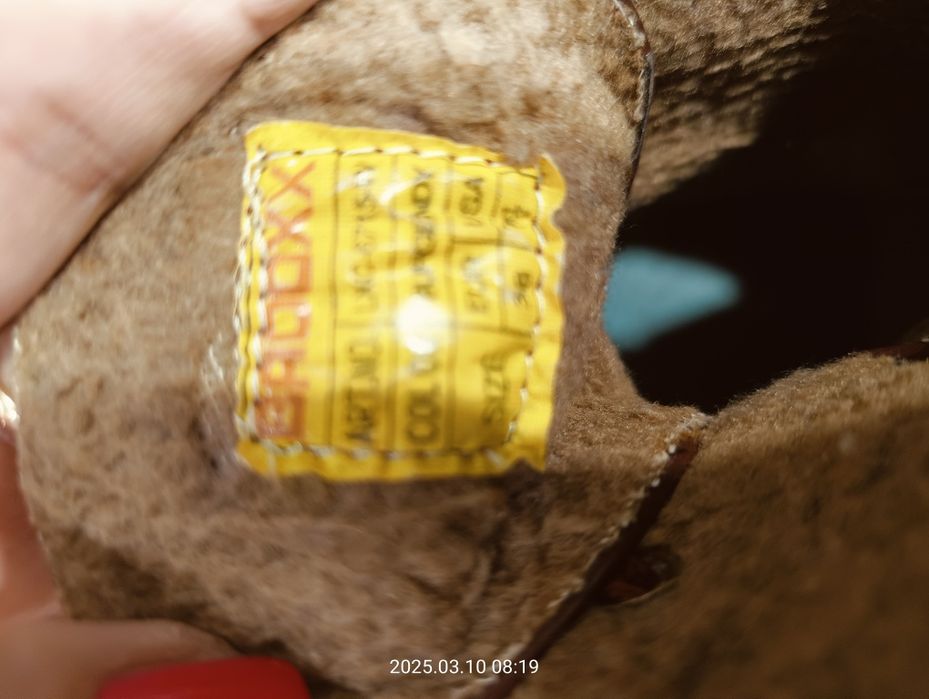 Trapery firmy BDX Fooywear