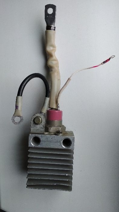 Тиристор ТЛ2-200-9