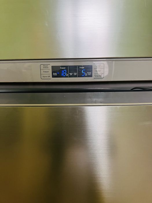Двухкамерный холодильник Samsung 80см,NoFrost