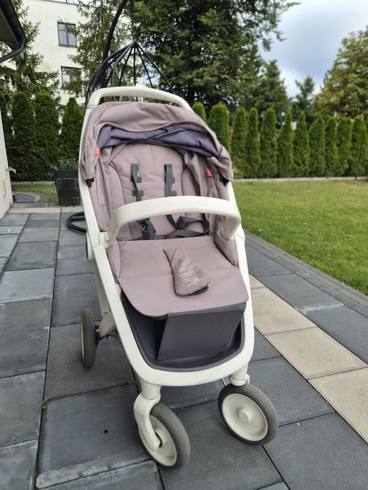 Wózek spacerowy Greentom + torba
Sprzedam wózek spa