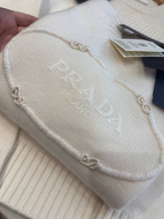 Светр Prada кашемір + вовна