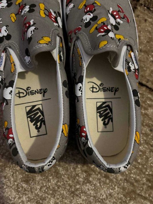 Vans Slip-On x Disney 42 б/у