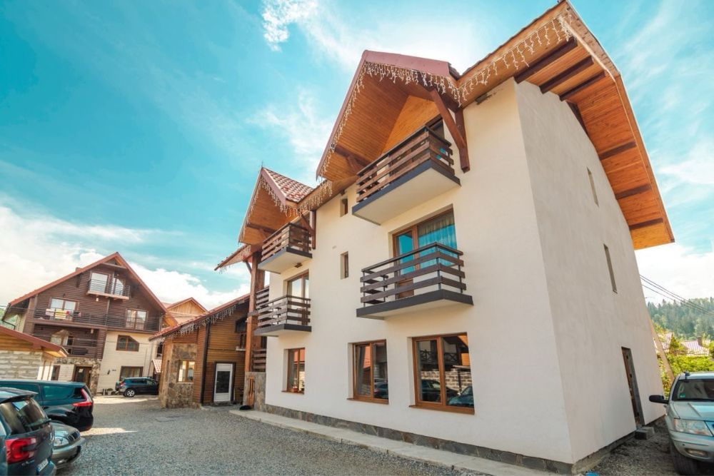 Готель Карпатах Буковель(Можливо на довгий термін)