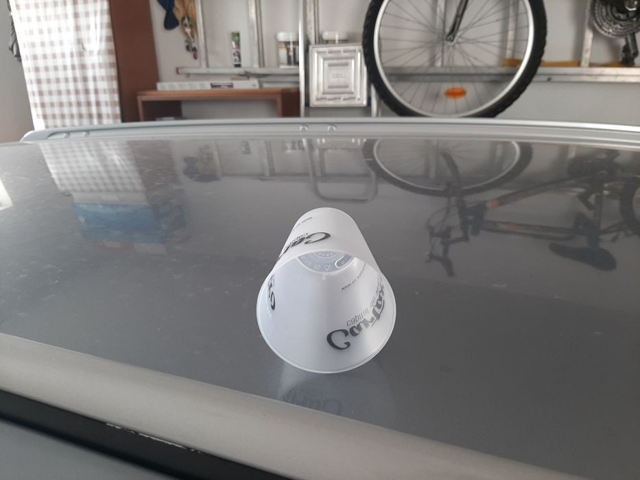 Copo martini e 3 copos antigos.2 copos Cartaxo capital vinho.