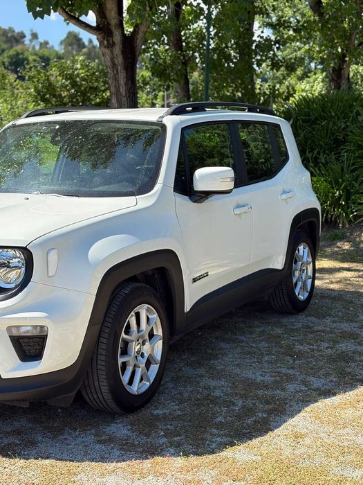 Jeep Renegade 2020 gasóleo 96000km revisões feitas e bem estimado