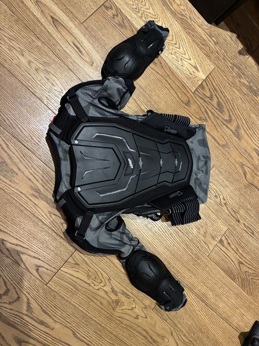 Zbroja LEATT Adventure Black L/XL 172-184cm
