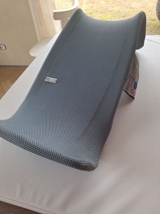 Beaba Leżaczek – wkładka do kąpieli dla niemowląt Parma Grey