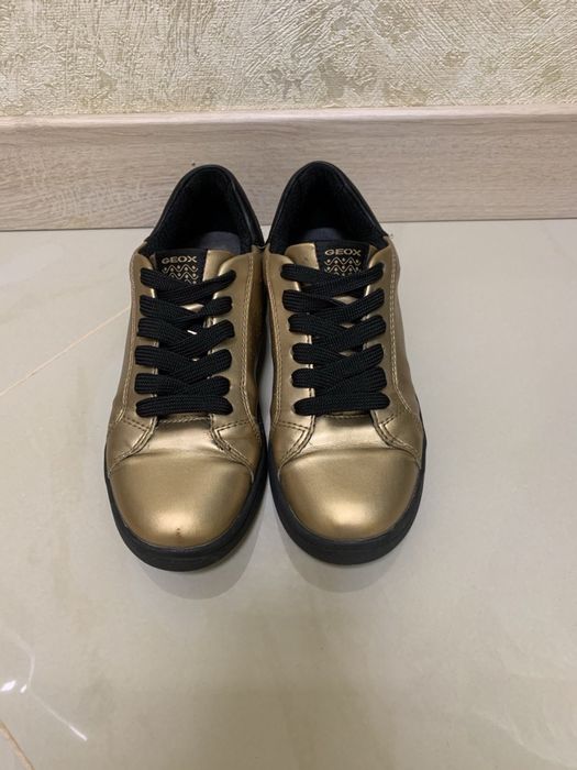 Кожанные туфельки для девочки