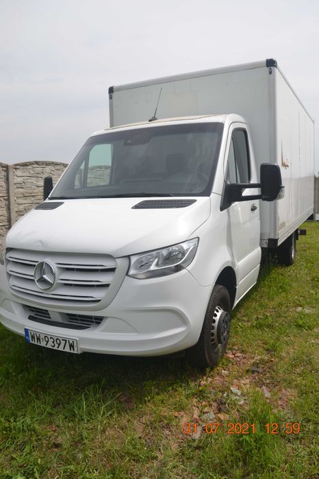 wynajem wypożyczenie dostawczy  kontener z windą 10ep automat