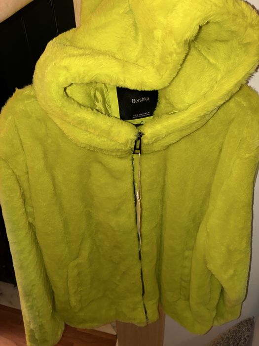 Casaco em pelo bershka