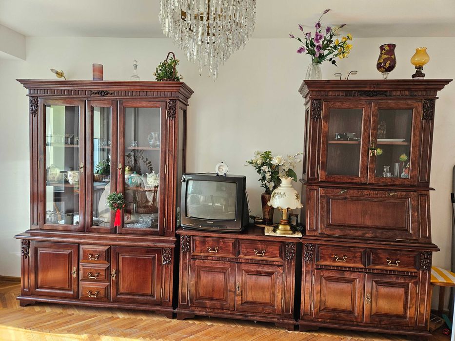 Meble drewniane komplet stylizowane