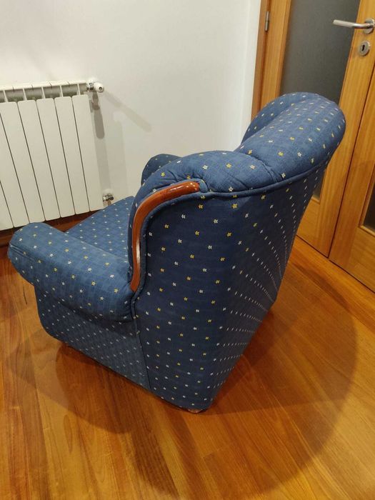 Conjunto de sofá de 3 lugares e 2 cadeirões