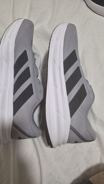 Sapatos de corrida Adidas Galaxy 7 cinzentas