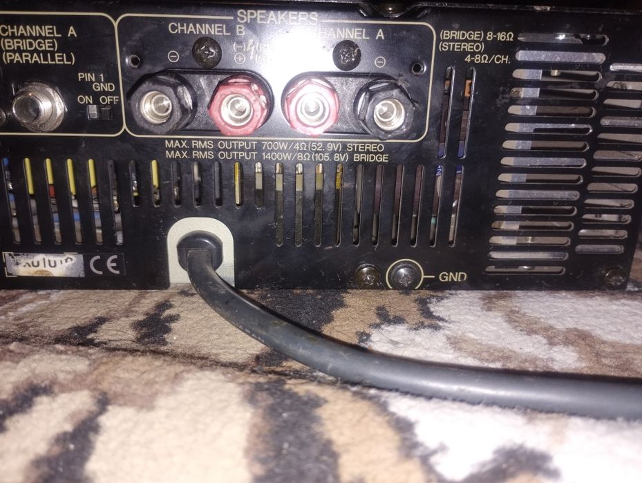 Усилитель мощности Yamaha H5000  2 x 700W 4 Ohm