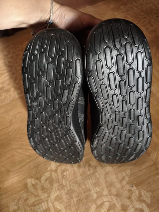 Кросівки жіночі Adidas