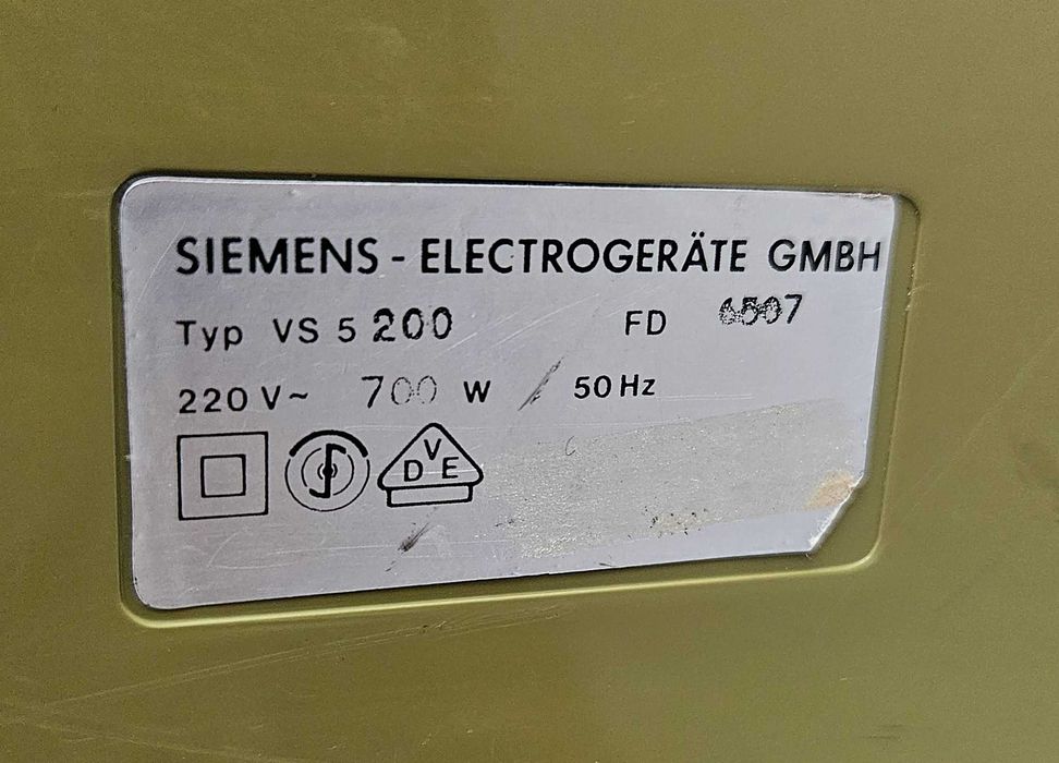 Aspirador Siemens VS 5200 c/ saco