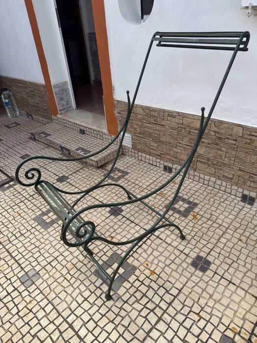 Cadeirão exterior em ferro forjado