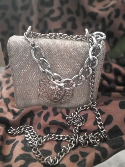 Сумочка срібного кольору