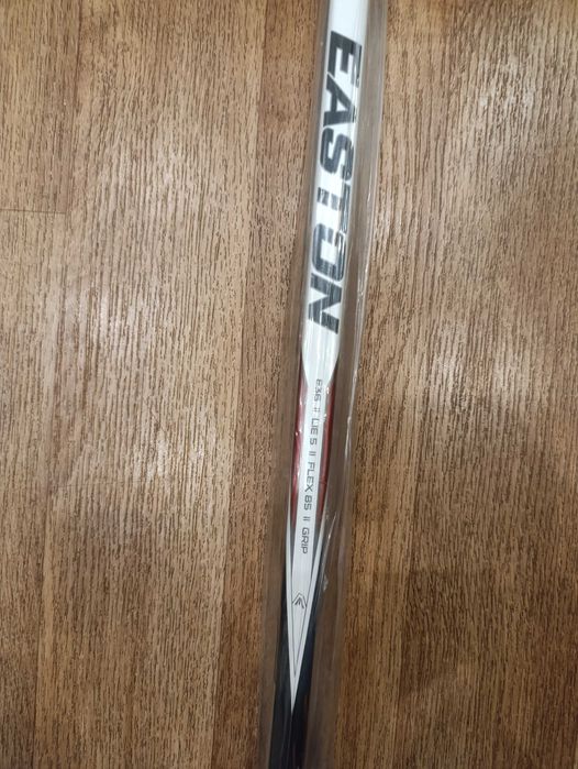 Хоккейная клюшка Easton