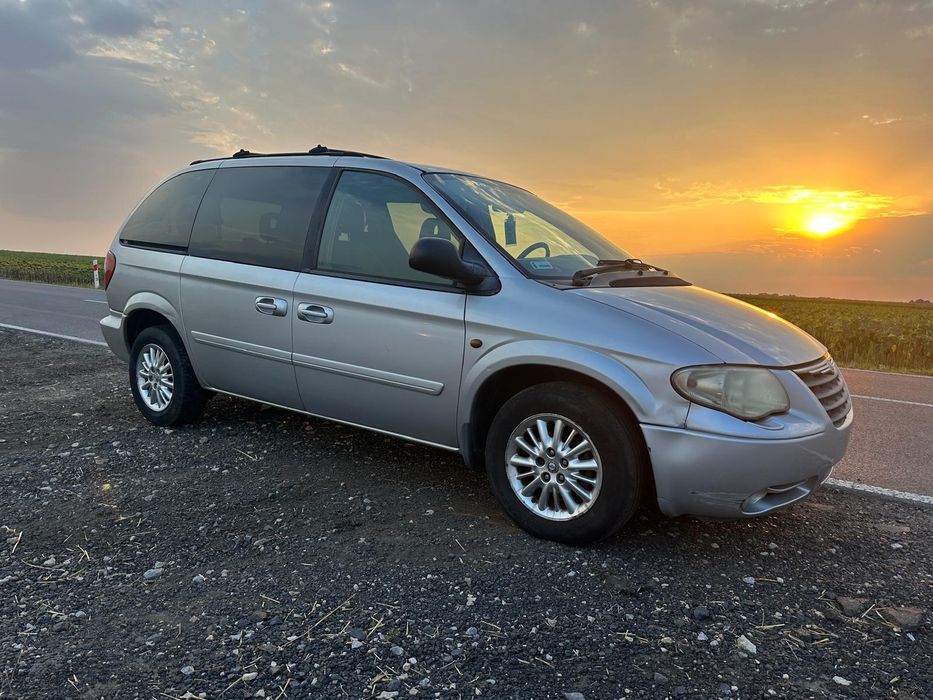 Chrysler Voyager 2.8crd  Limited  Automat