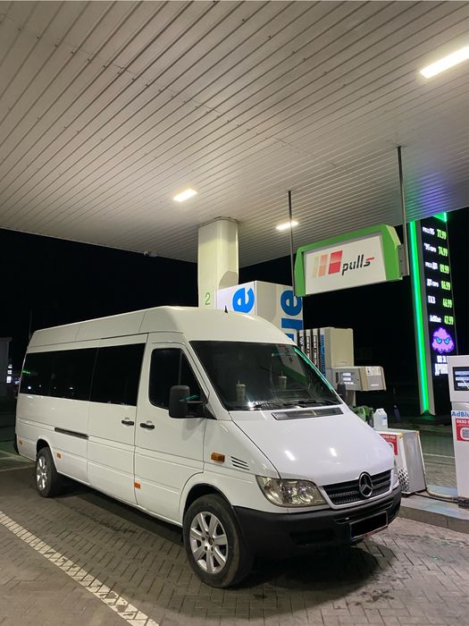 Вантажні перевезення бусом(Sprinter, довга база)