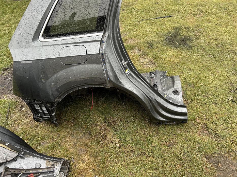 Четверть audi Q7 4m lz7s