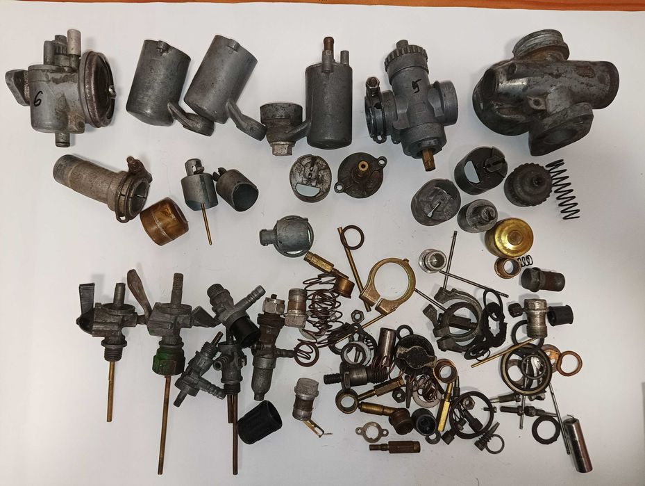 SHL - WSK - Komar - części - gaźniki - kraniki (12.11)