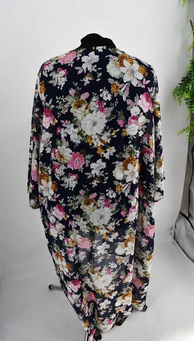Zwiewna narzutka plażowa Shein 3XL