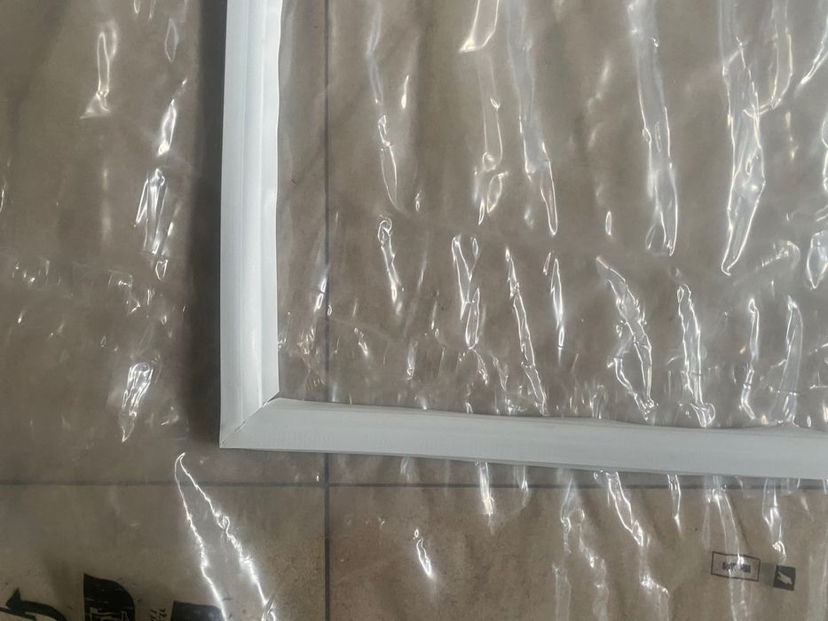 Vendante magnético da porta do frigorífico Electrolux/AEG/Zanussi