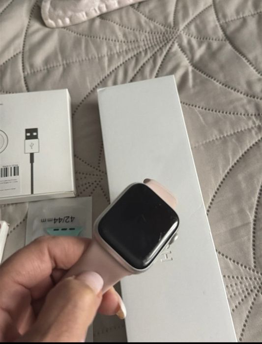 Apple Watch 6 44 MM silver Alu white sport Band cellular