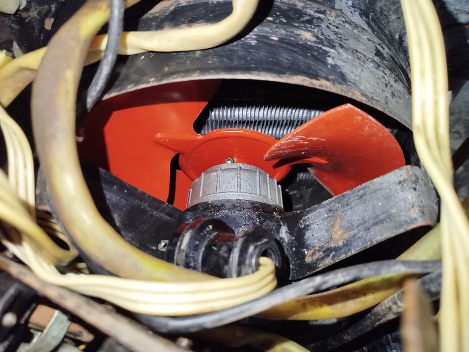 Компрессор холодильника