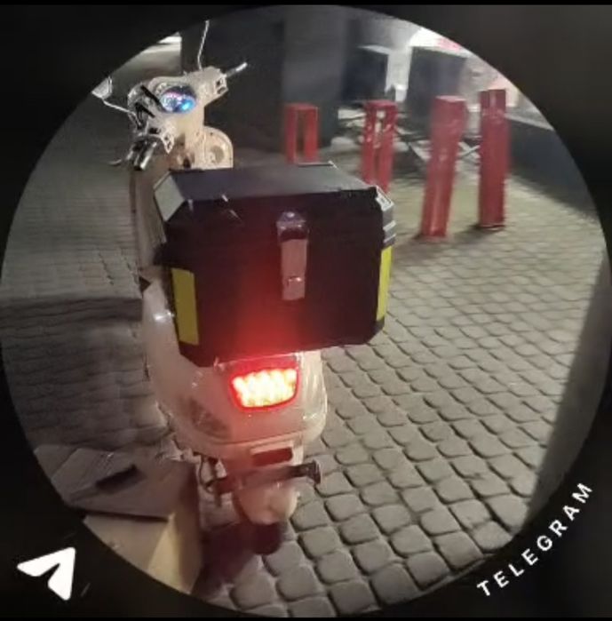 Квадратний Кофр 35L  для скутера/мотоцикла