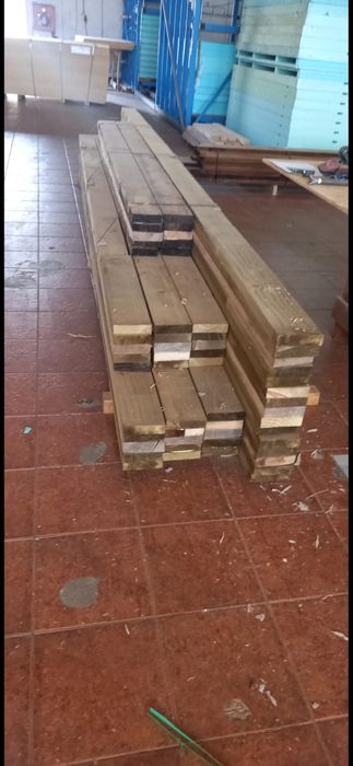 Vendo madeira vigas lameladas de 40mm