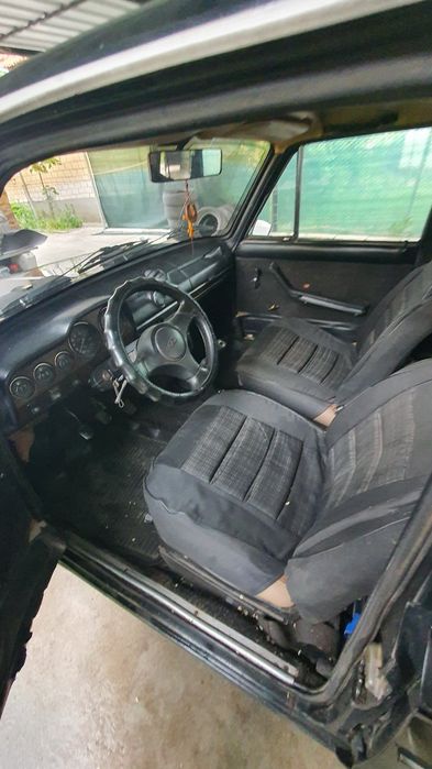 Продам ВАЗ 2106  Рік випуску 1991 Колір чорний