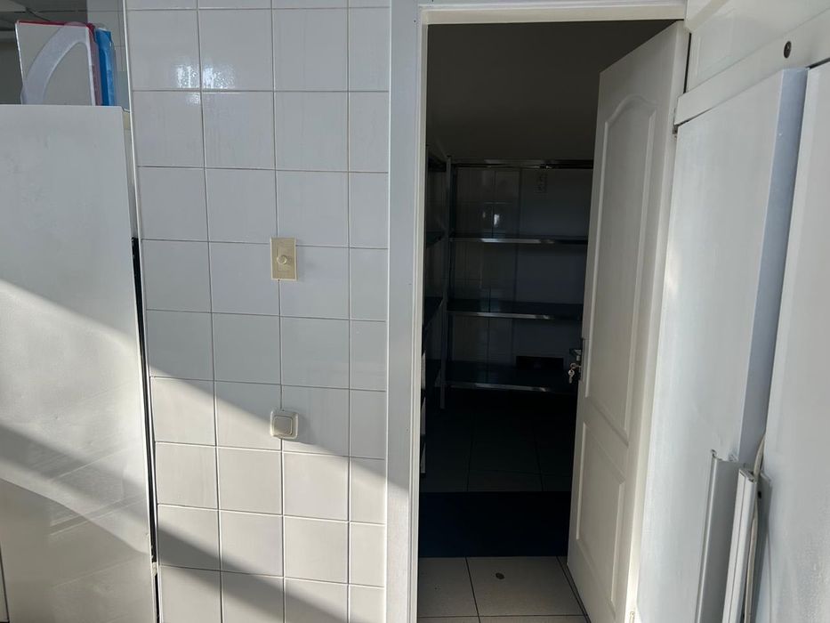 Кухонний цех. Метро Харківська