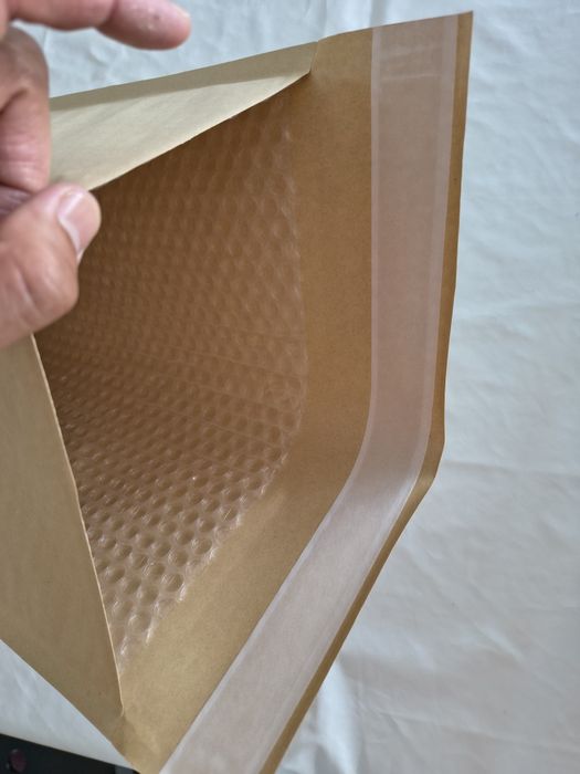 Envelopes almofadados