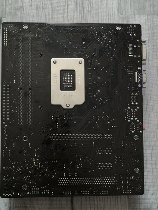 Процесор, материнська плата, SSD, оперативна пам'ять.