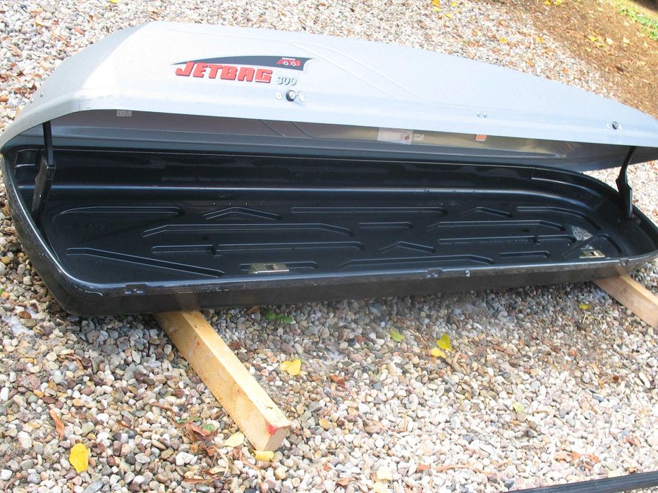 Używany  box dachowy Jetbag 300