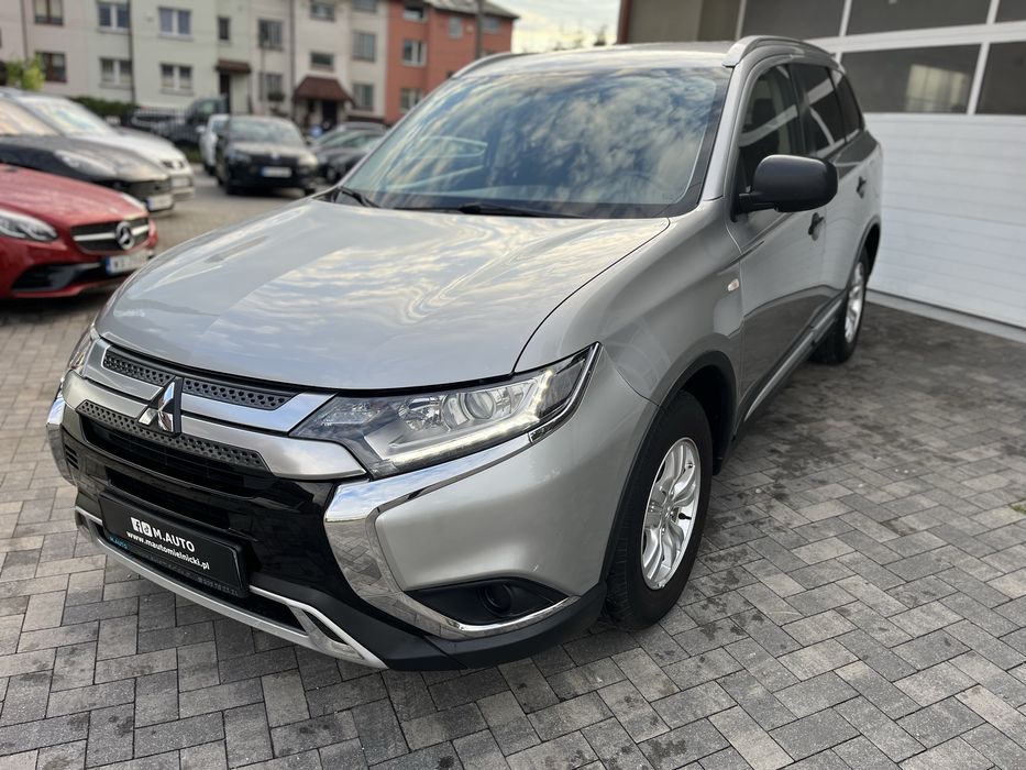 Mitsubishi Outlander 2.0 benz. Rej 2019 , 1 wlasciciel