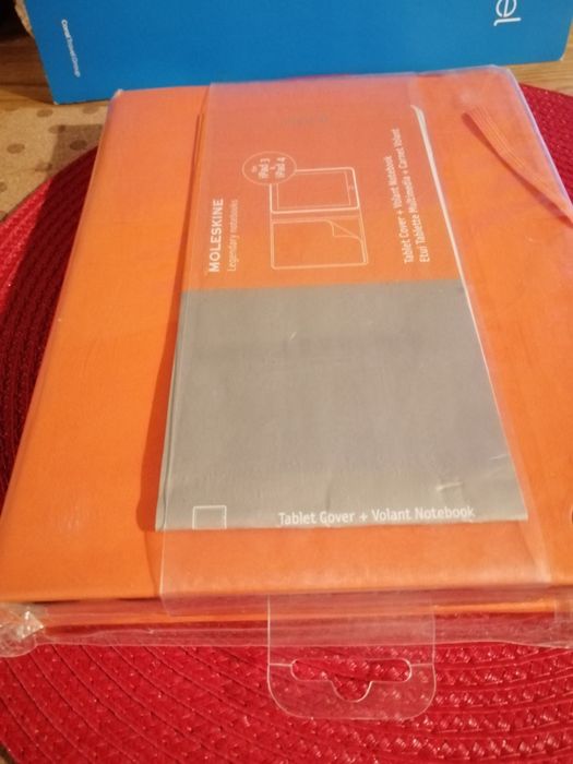 Etui na tablet 10 cali.