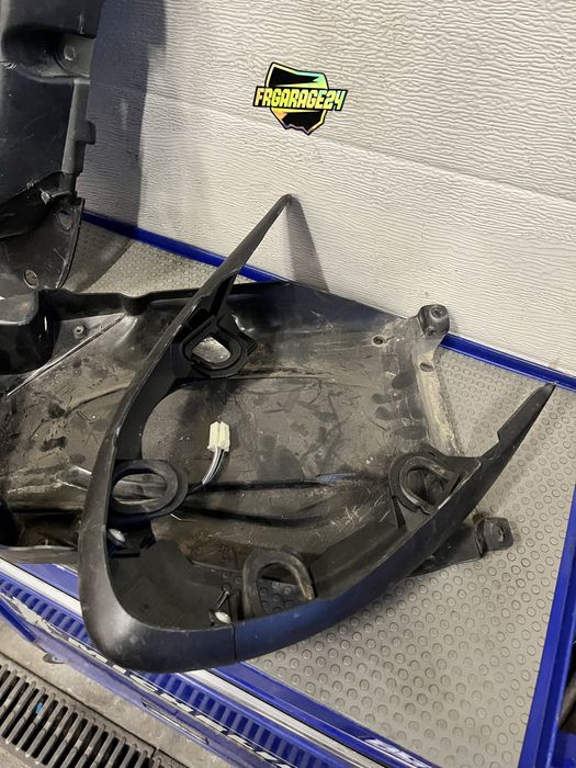 Zadupek ogon suzuki gladius sfv 650