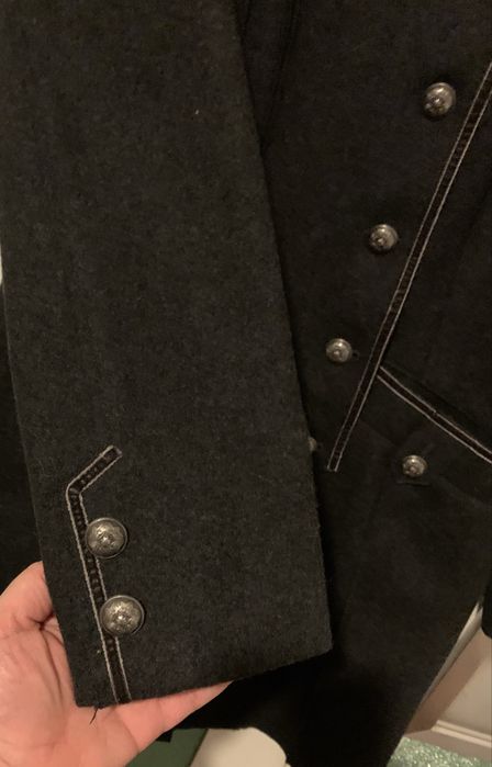 Sobretudo modelo Militar