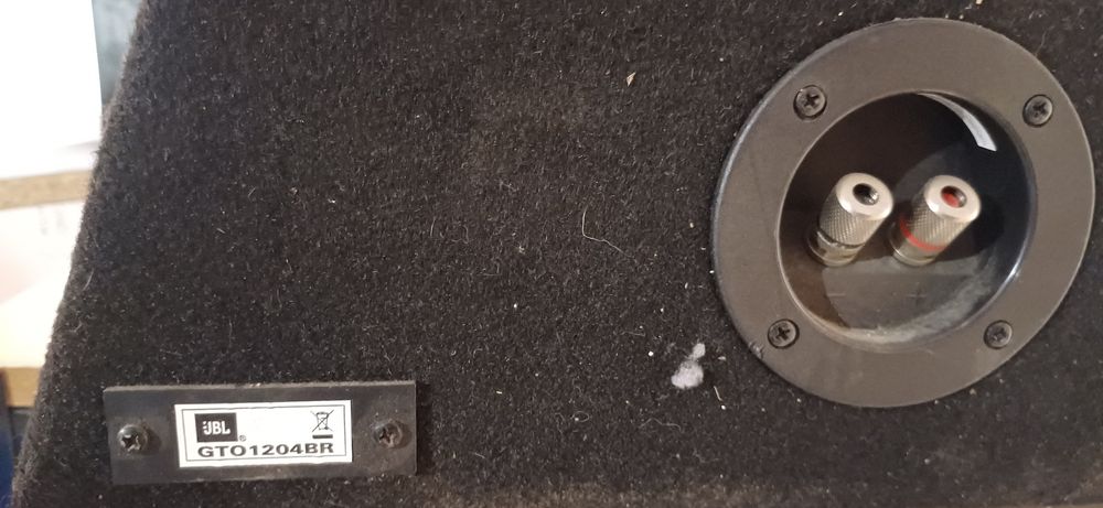 subwoofer JBL 1200w GTO 1204BR