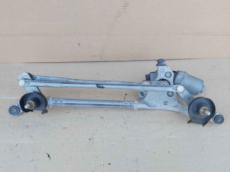 Toyota Lexus NX 14- трапеція склоочисників з електродвигуном KU10014 8