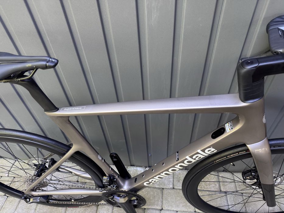 Новий Cannondale SuperSix EVO.