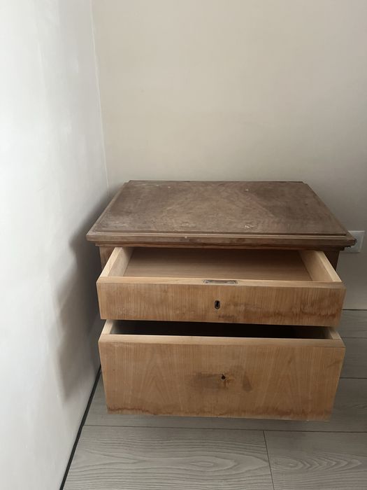 Тумба з дуба під реставрацію