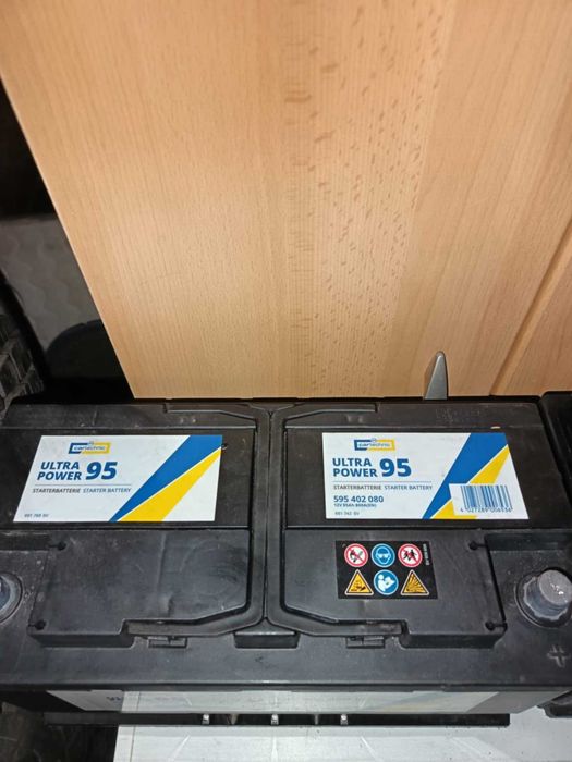 Akumulator Samochodowy 12V, 95Ah, 800A Jak Nowy