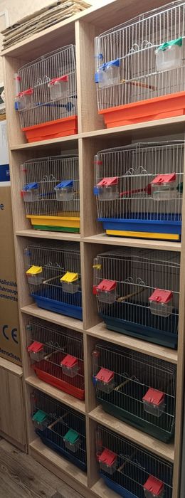 Продам б/у клітки для птахів