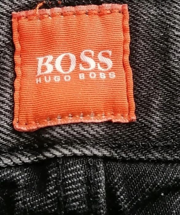 R) BOSS oryginalne spodnie jeansowe Roz.31/32
